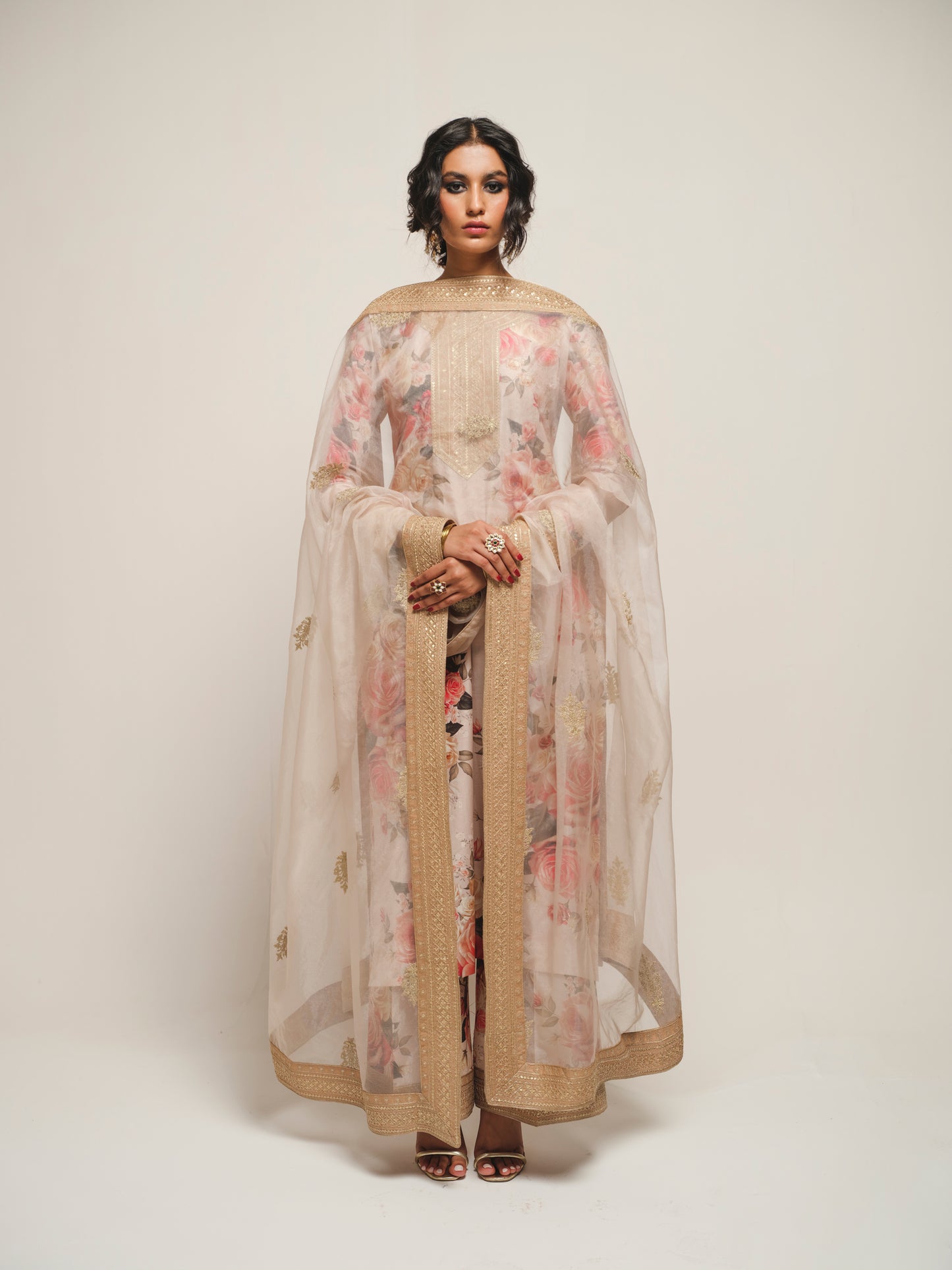 Beige Rose